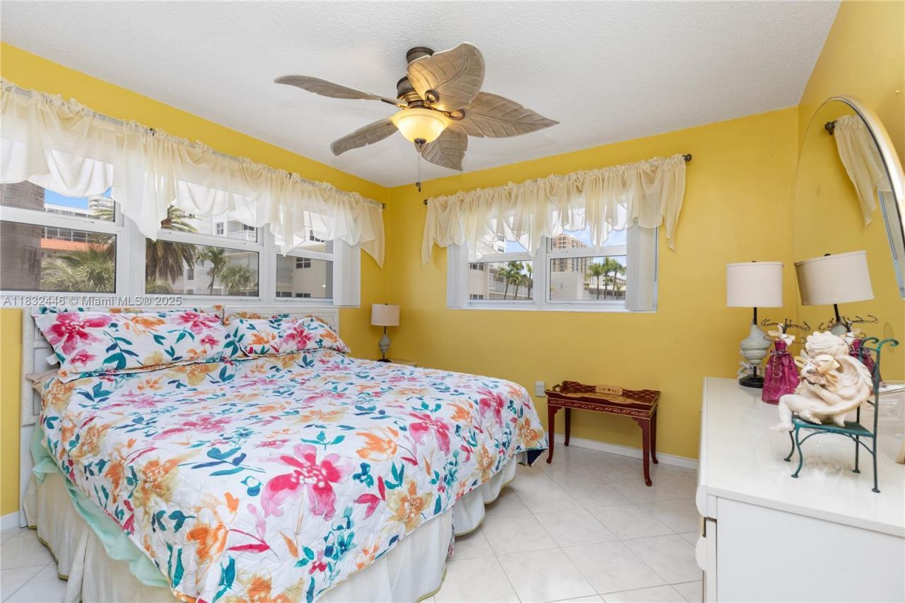 3135 S Ocean Dr, Unit 230, Hallandale Beach, FL 33009 Photo