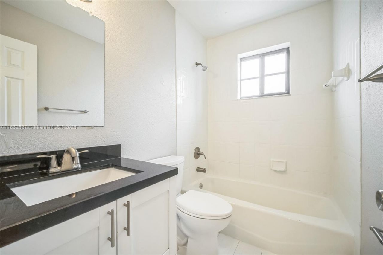 20155 SW 79th Ct, Cutler Bay, FL 33189 Photo