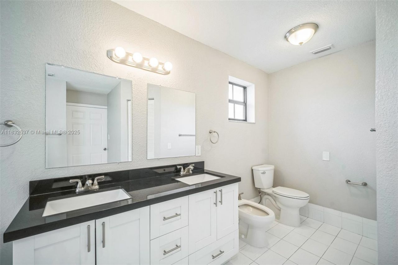 20155 SW 79th Ct, Cutler Bay, FL 33189 Photo