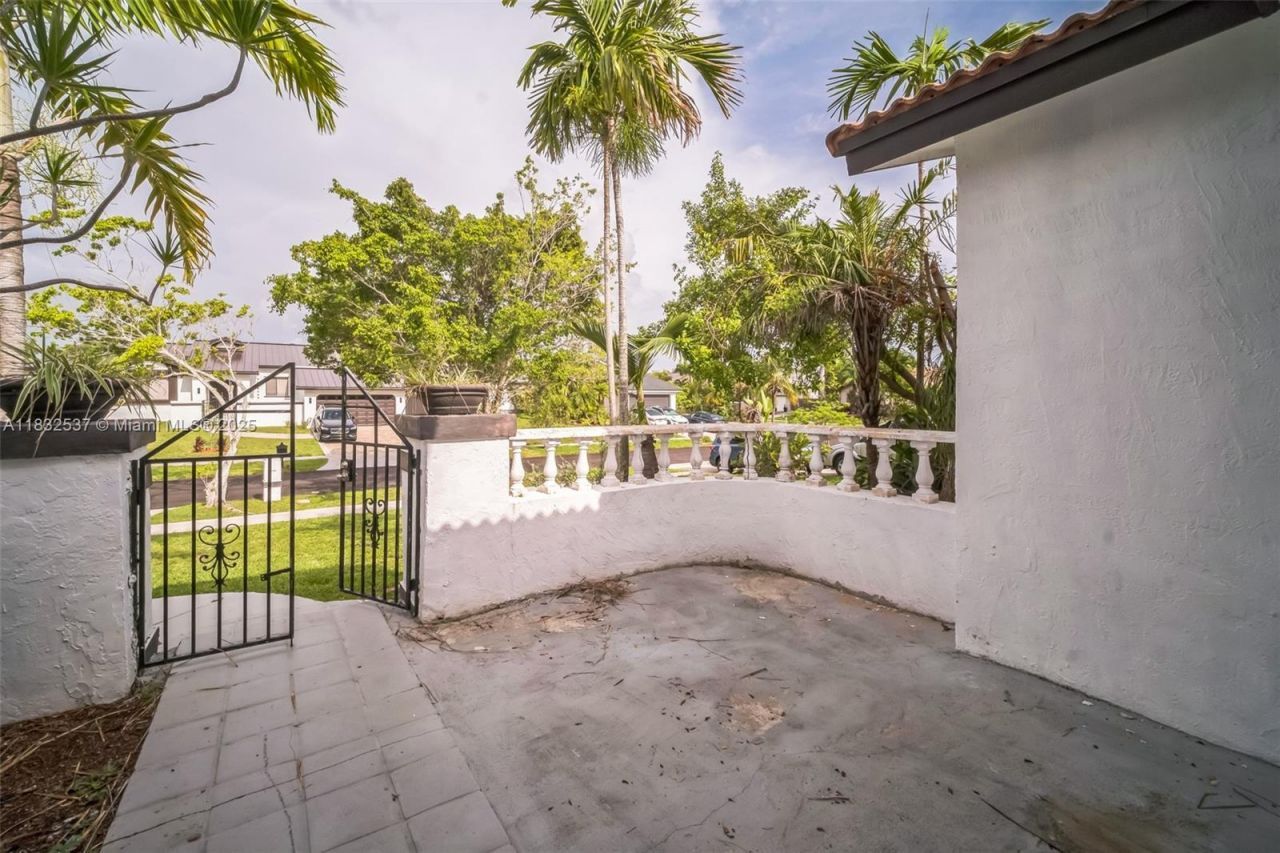 20155 SW 79th Ct, Cutler Bay, FL 33189 Photo