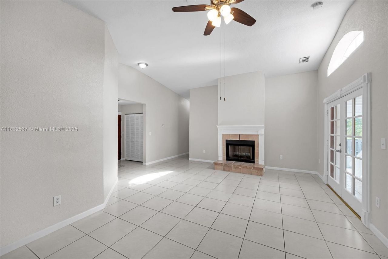 20155 SW 79th Ct, Cutler Bay, FL 33189 Photo