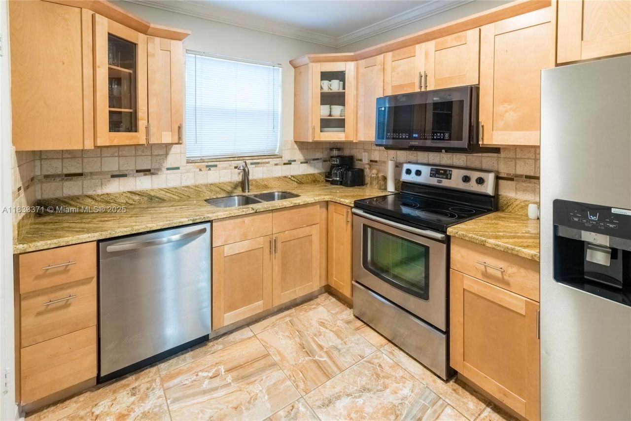 2270 Havana Dr, Miramar, FL 33023 Photo