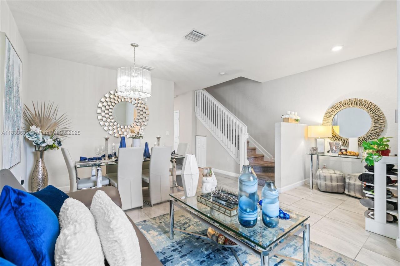 10468 W 33rd Ln, Hialeah, FL 33018 Photo