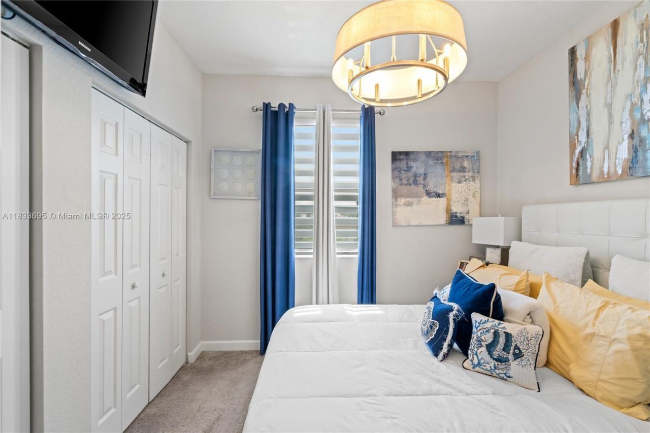 10468 W 33rd Ln, Hialeah, FL 33018 Photo