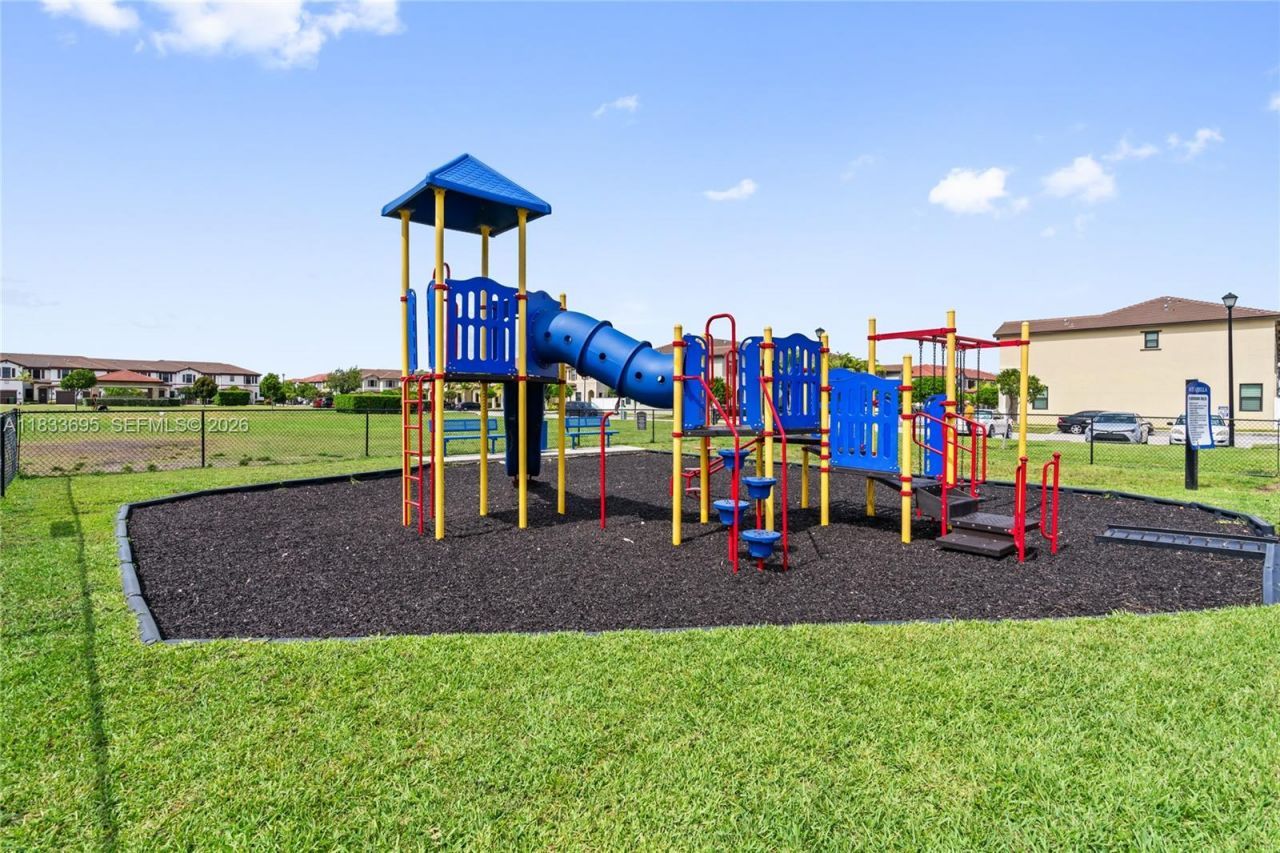 10468 W 33rd Ln, Hialeah, FL 33018 Photo