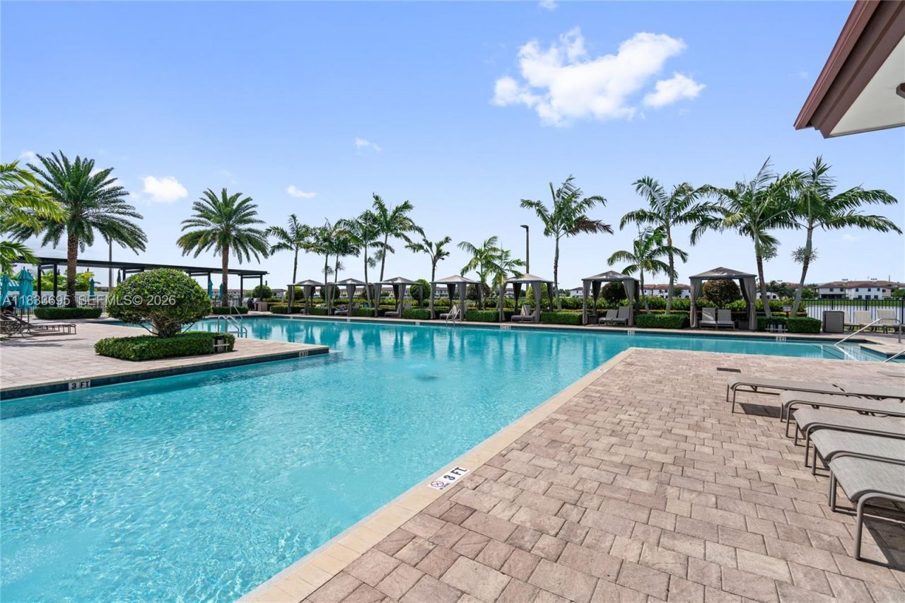 10468 W 33rd Ln, Hialeah, FL 33018 Photo