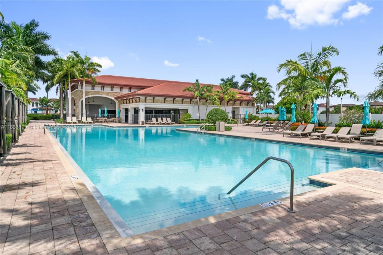 10468 W 33rd Ln, Hialeah, FL 33018 Photo