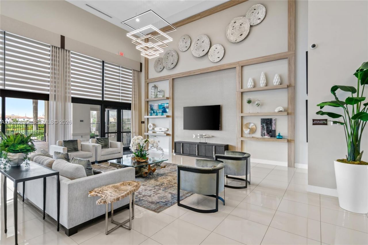 10468 W 33rd Ln, Hialeah, FL 33018 Photo