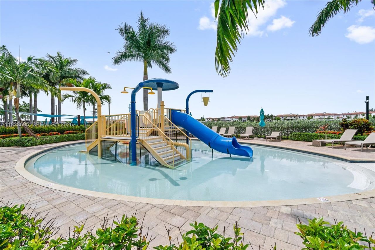 10468 W 33rd Ln, Hialeah, FL 33018 Photo