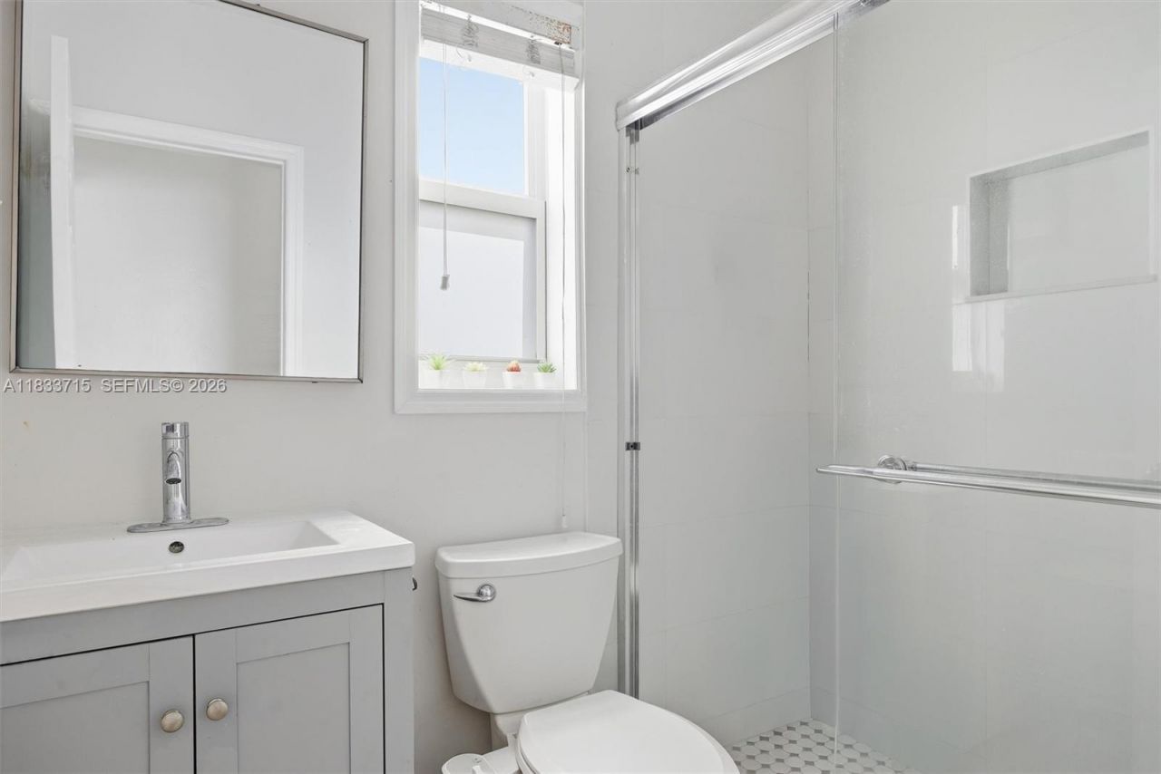 104 SW 40th Ave, Miami, FL 33134 Photo