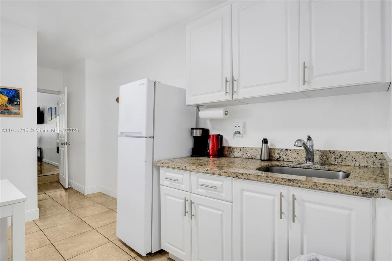 104 SW 40th Ave, Miami, FL 33134 Photo