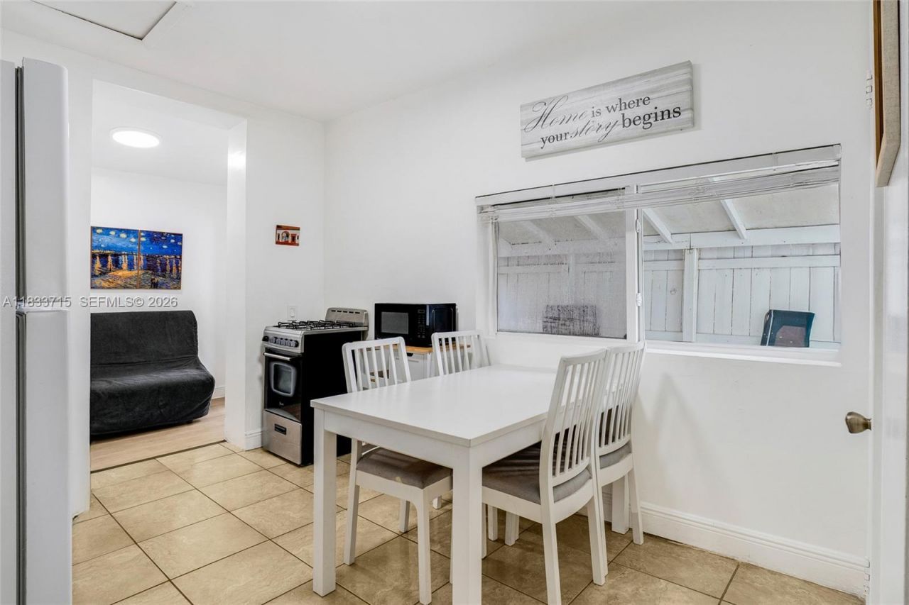 104 SW 40th Ave, Miami, FL 33134 Photo