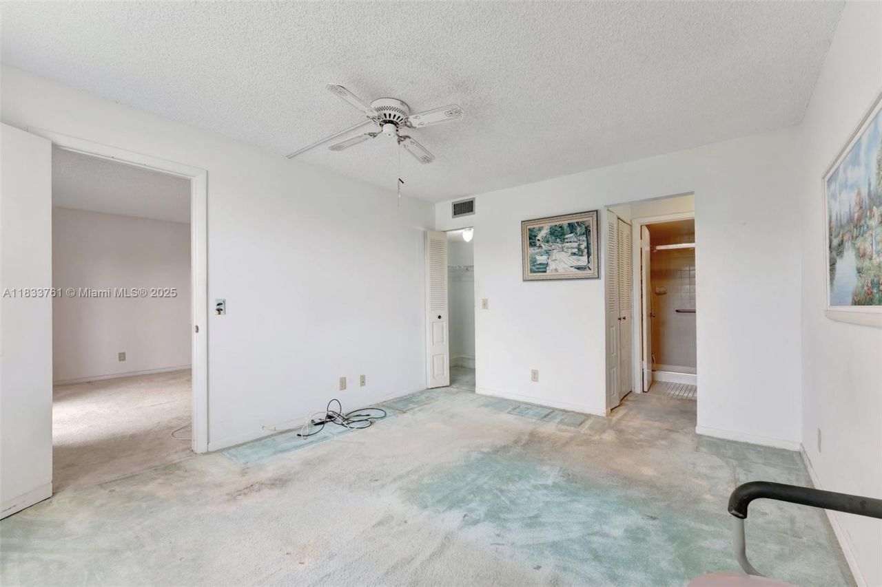 10304 Sunrise Lakes Blvd, Unit 209, Sunrise, FL 33322 Photo