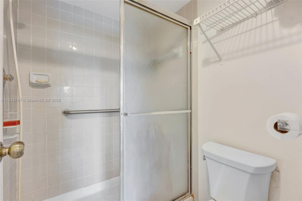 10304 Sunrise Lakes Blvd, Unit 209, Sunrise, FL 33322 Photo