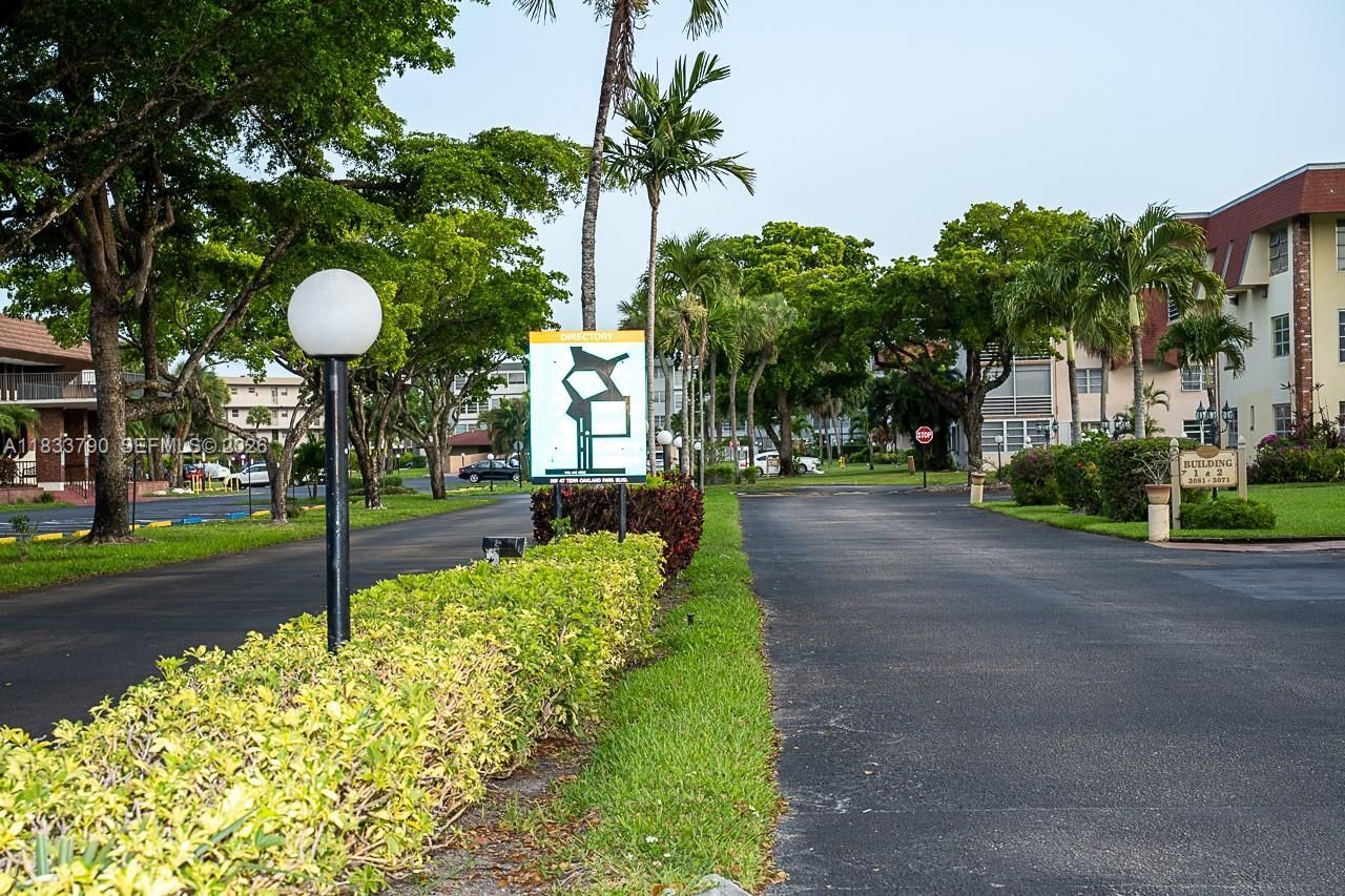 2861 NW 47th Ter, Unit 201A, Lauderdale Lakes, FL 33313 Photo