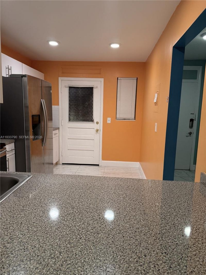 2861 NW 47th Ter, Unit 201A, Lauderdale Lakes, FL 33313 Photo