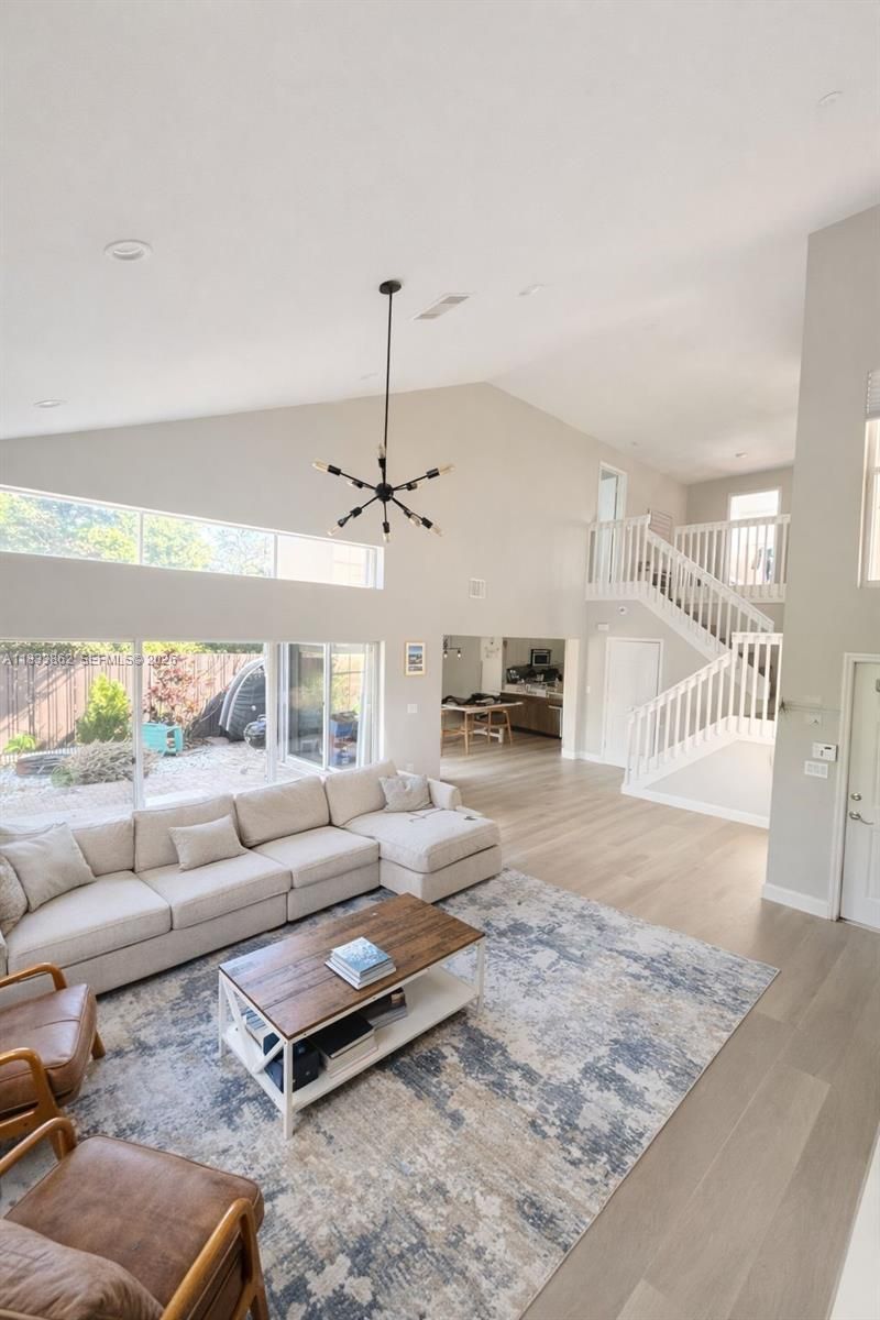 1125 Butternut Ln, Hollywood, FL 33019 Photo