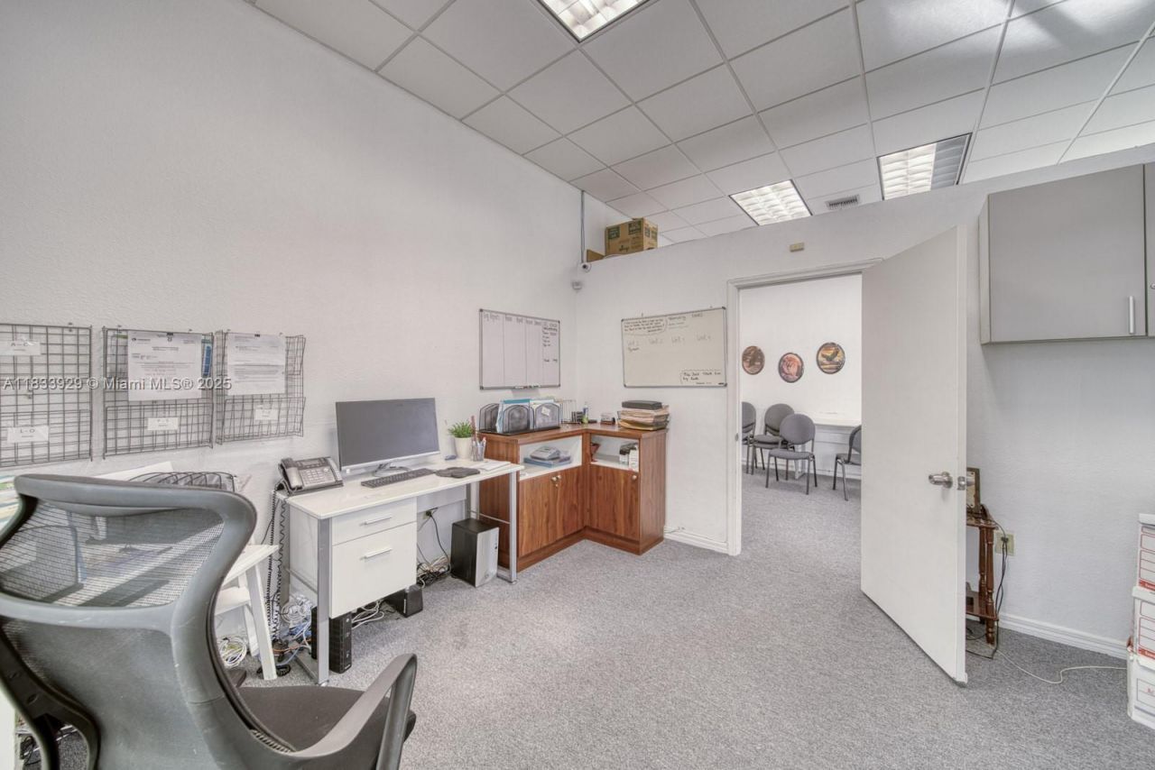 9225 SW 158th Ln, Unit B, Palmetto Bay, FL 33157 Photo