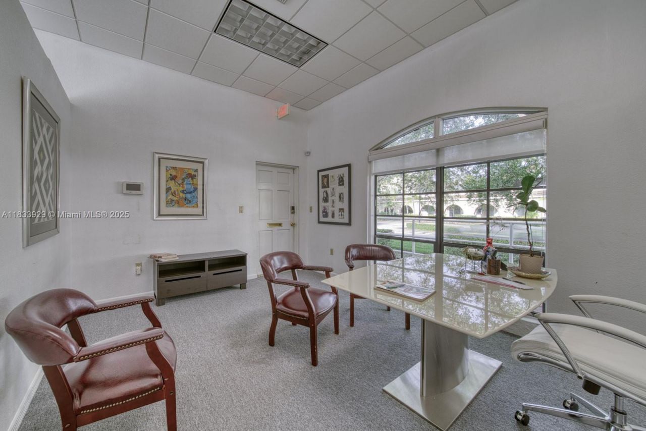 9225 SW 158th Ln, Unit B, Palmetto Bay, FL 33157 Photo