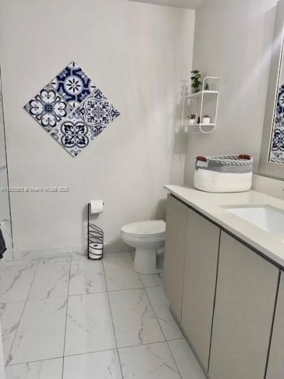 19380 NE 26th Ave, Unit 304, Miami, FL 33180 Photo