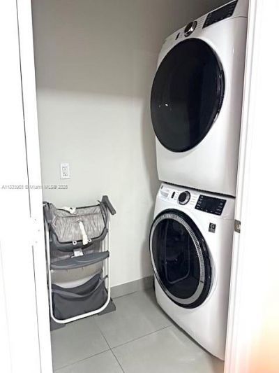 19380 NE 26th Ave, Unit 304, Miami, FL 33180 Photo