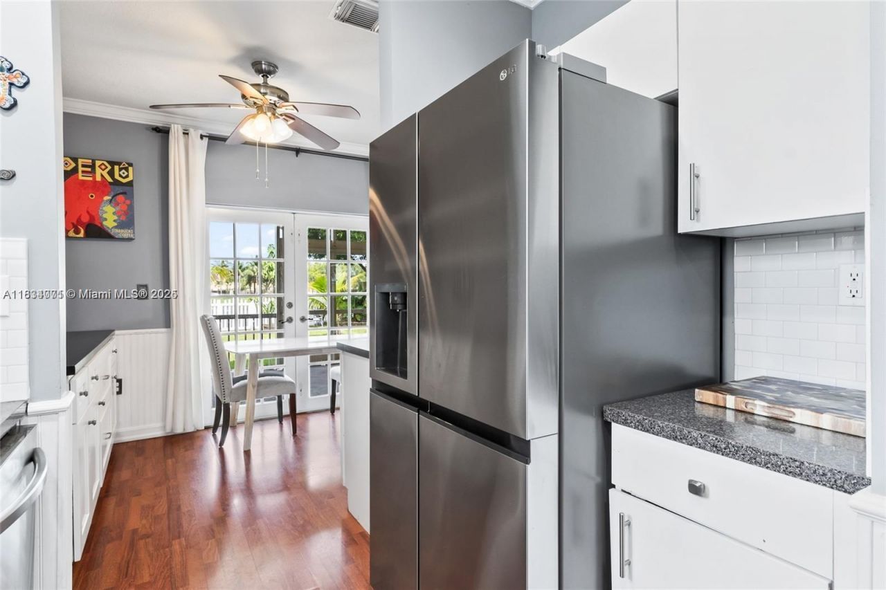 2617 NE 41st Cir, Homestead, FL 33033 Photo