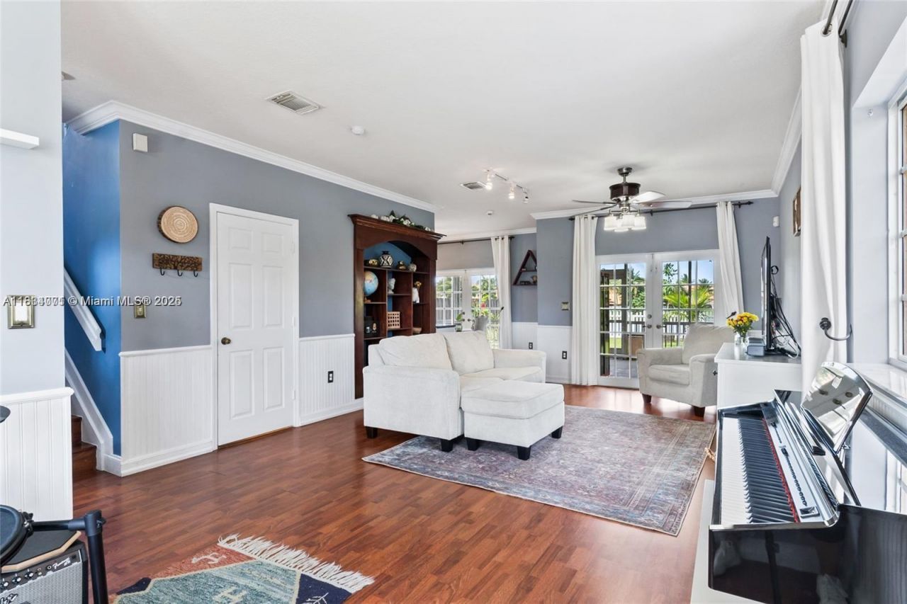 2617 NE 41st Cir, Homestead, FL 33033 Photo