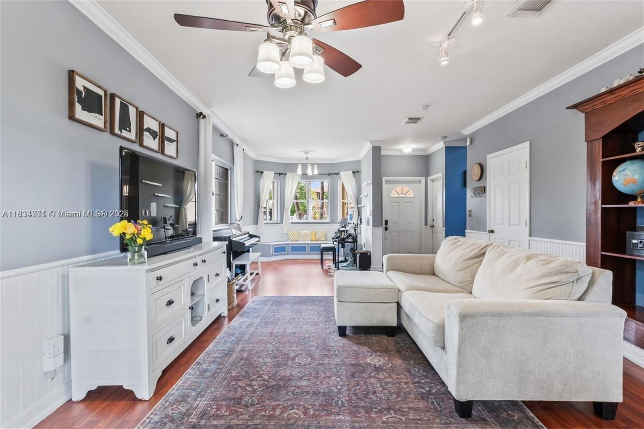 2617 NE 41st Cir, Homestead, FL 33033 Photo