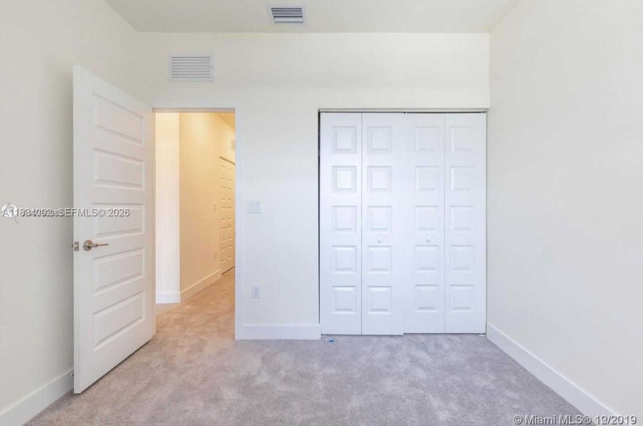 15842 NW 91 Ct, Unit 15842, Miami Lakes, FL 33018 Photo