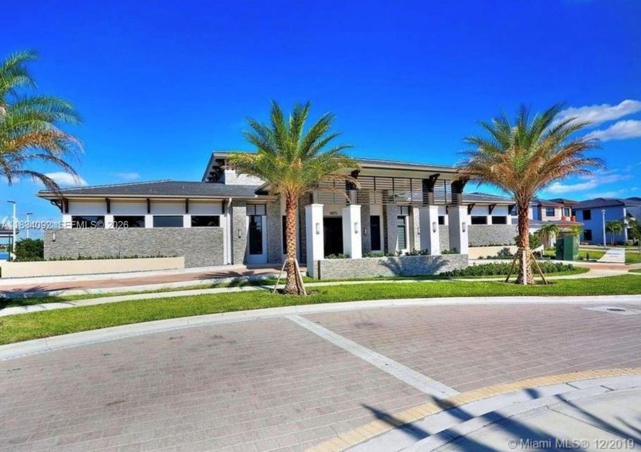 15842 NW 91 Ct, Unit 15842, Miami Lakes, FL 33018 Photo