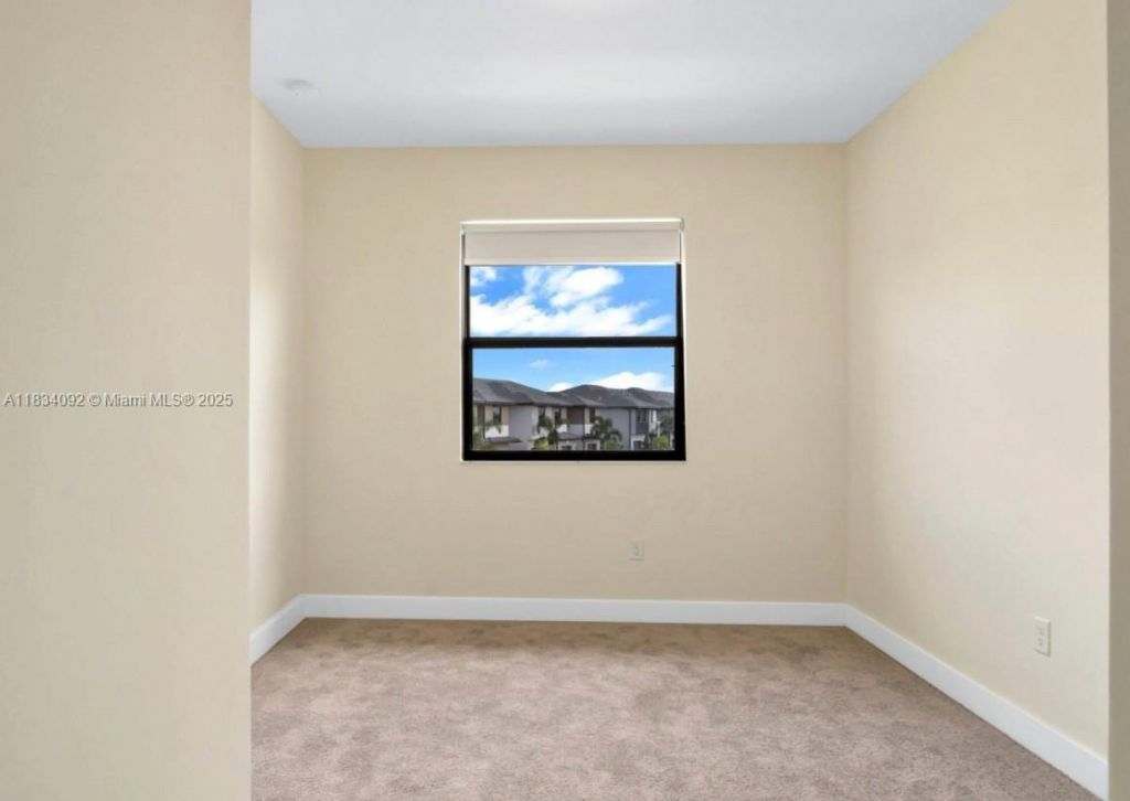 15842 NW 91 Ct, Unit 15842, Miami Lakes, FL 33018 Photo