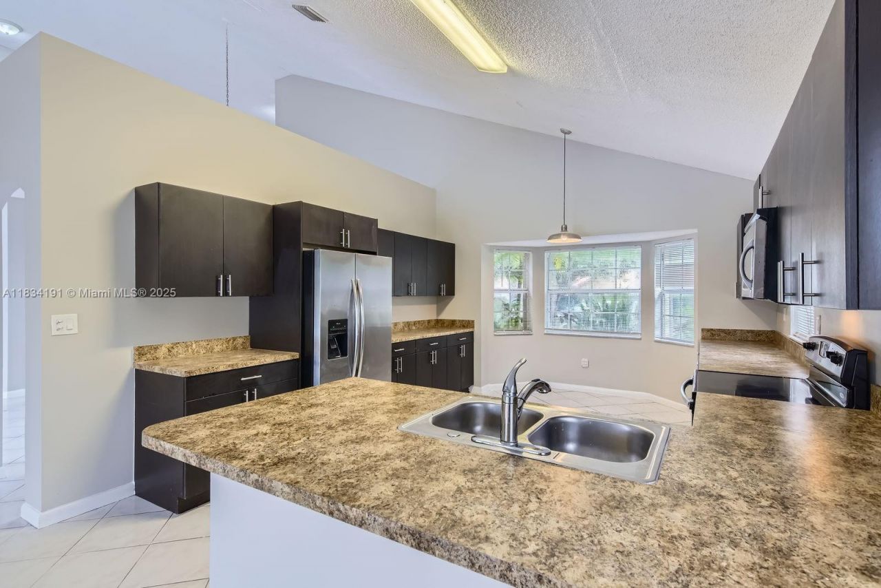 12700 SW 18th St, Miramar, FL 33027 Photo