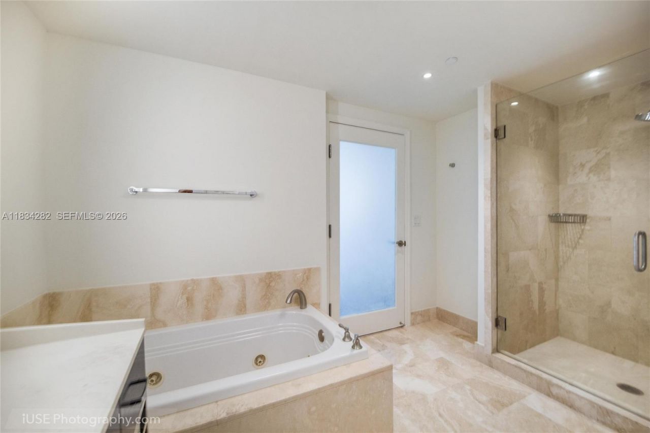 4401 Collins Ave, Unit 3603, Miami Beach, FL 33140 Photo