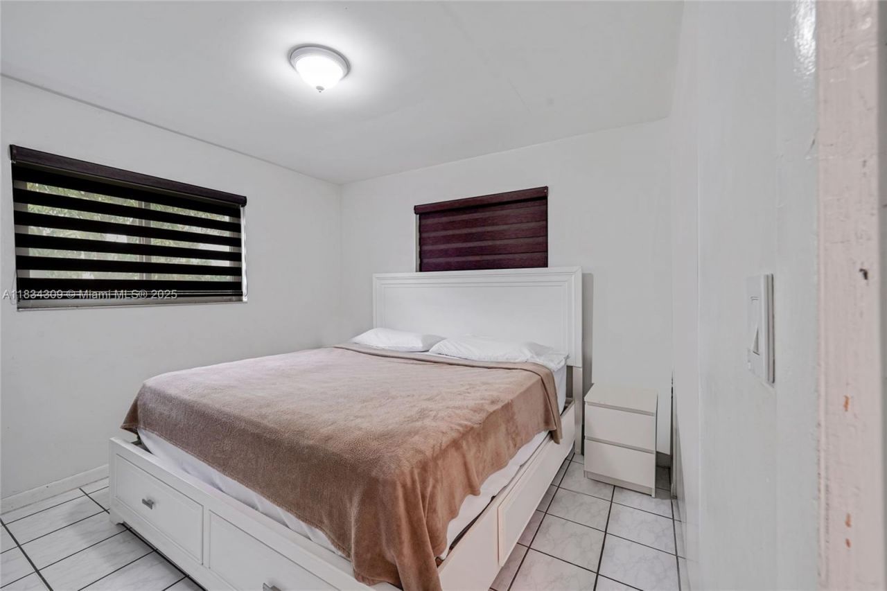 20210 SW 112th Pl, Miami, FL 33189 Photo