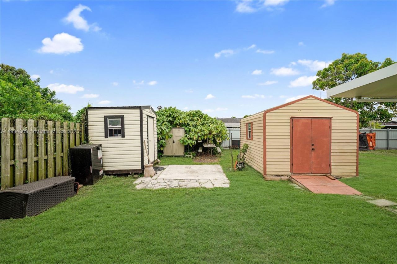 20210 SW 112th Pl, Miami, FL 33189 Photo