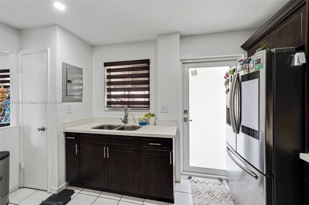 20210 SW 112th Pl, Miami, FL 33189 Photo