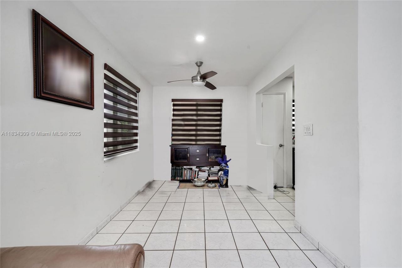 20210 SW 112th Pl, Miami, FL 33189 Photo