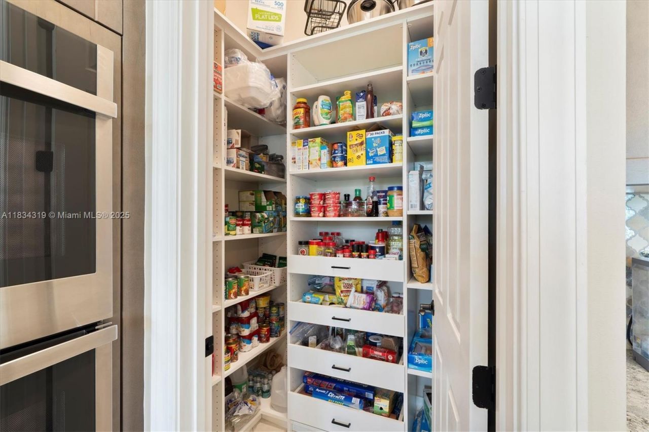 9247 SW Miracoli Way, Port Saint Lucie, FL 34987 Photo