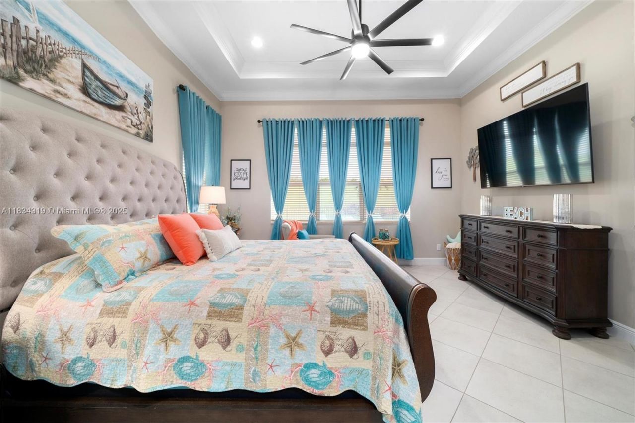 9247 SW Miracoli Way, Port Saint Lucie, FL 34987 Photo