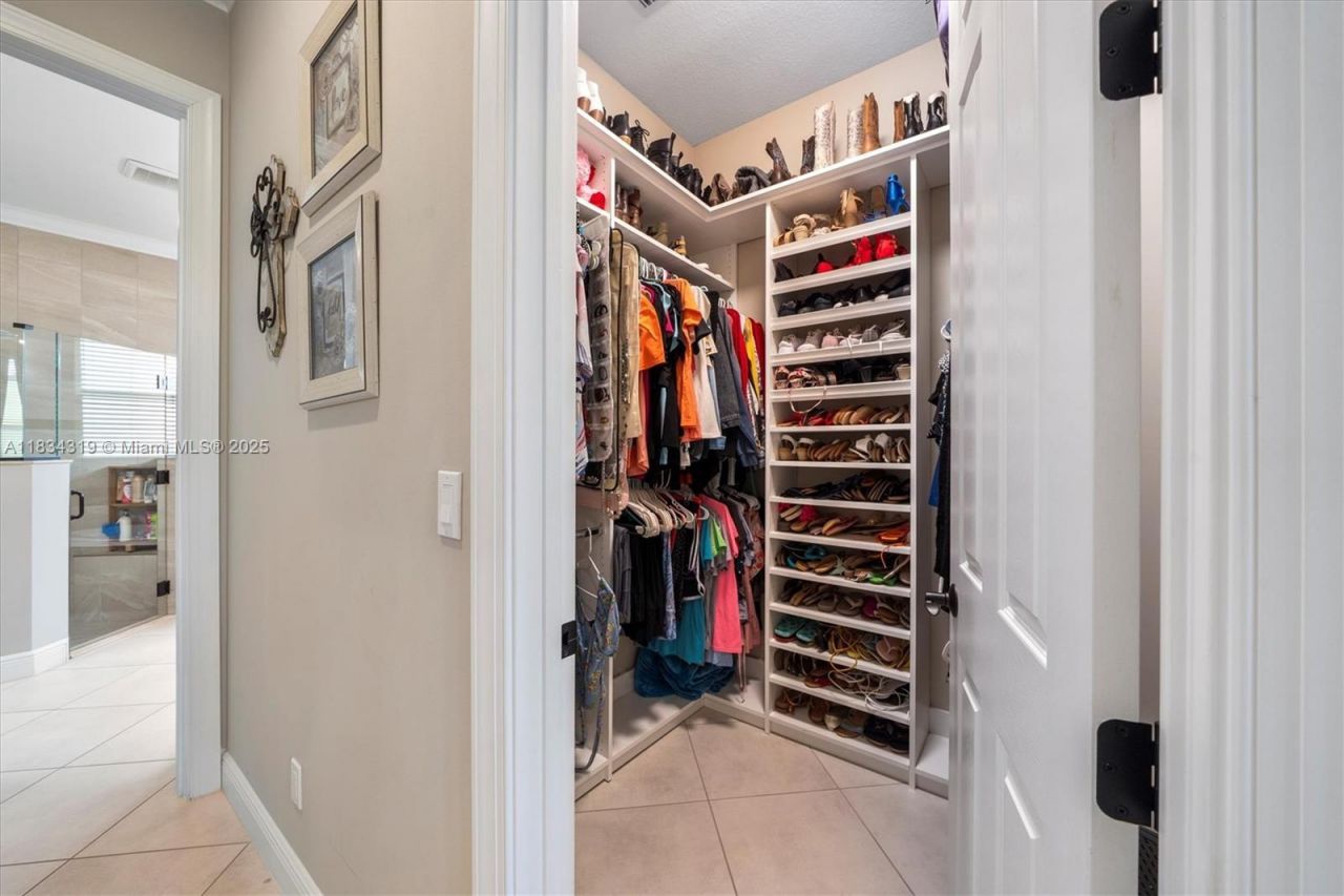 9247 SW Miracoli Way, Port Saint Lucie, FL 34987 Photo