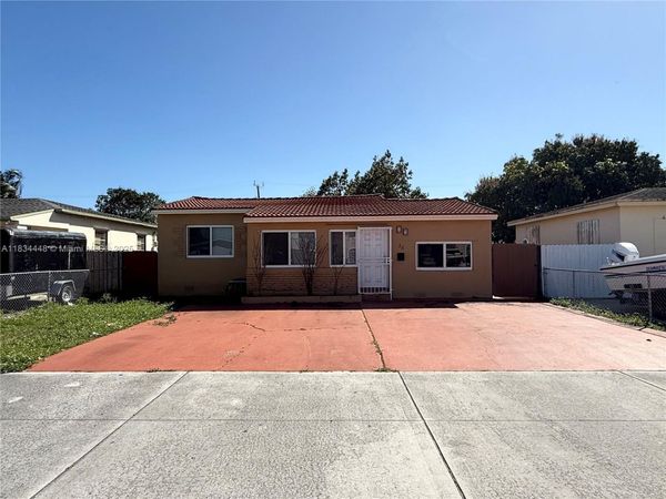 34 E 15th St, Hialeah, FL 33010