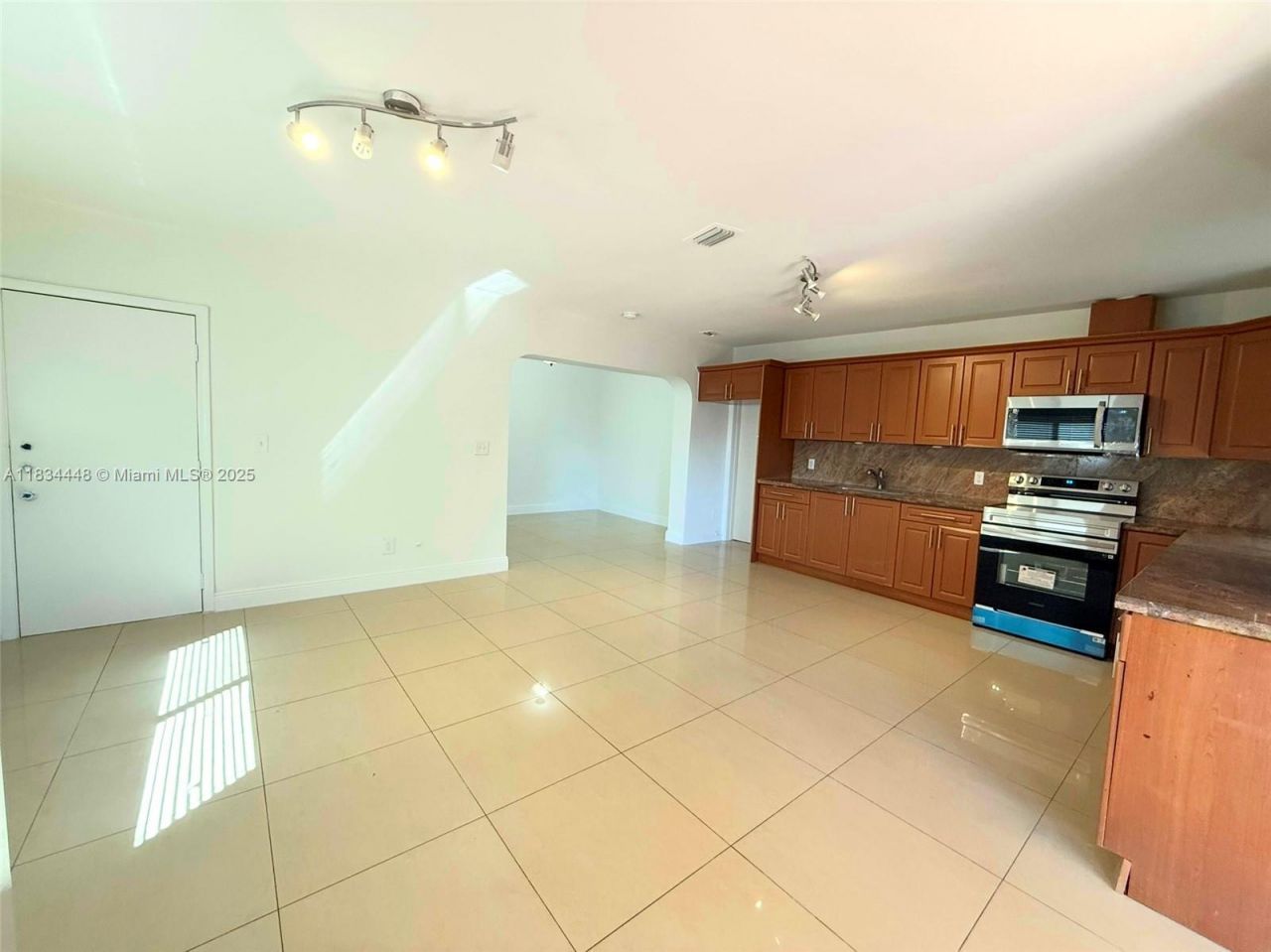 34 E 15th St, Hialeah, FL 33010 Photo