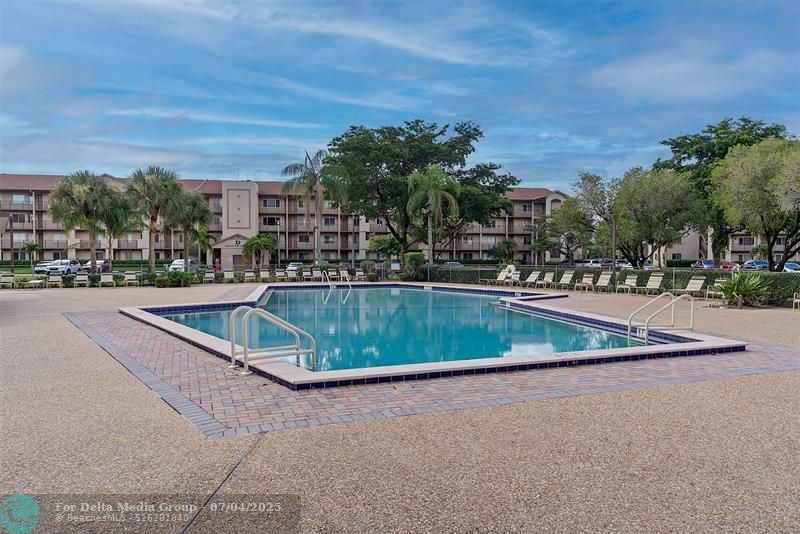 800 SW 125th Way, Unit 202, Pembroke Pines, FL 33027 Photo