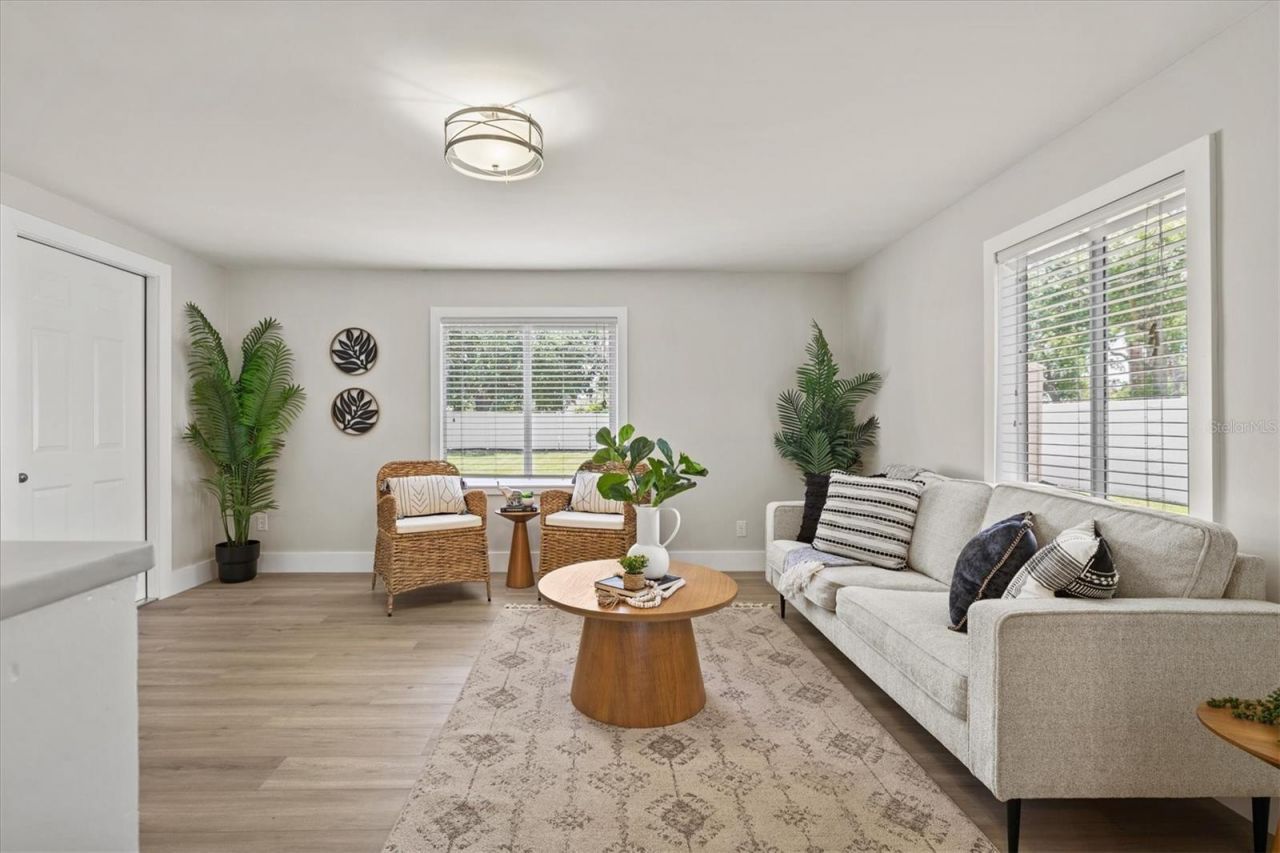 2432 Aspinwall Street, Sarasota, FL 34237 Photo