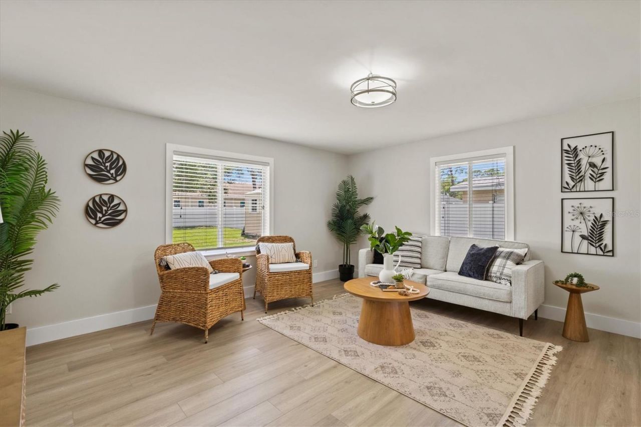 2432 Aspinwall Street, Sarasota, FL 34237 Photo