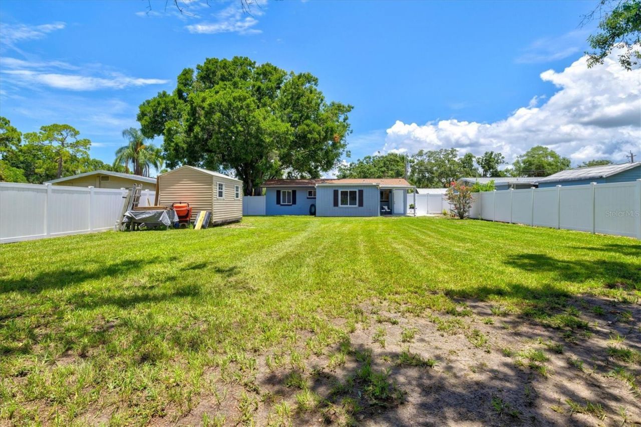 2432 Aspinwall Street, Sarasota, FL 34237 Photo