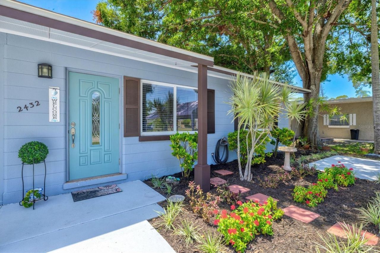 2432 Aspinwall Street, Sarasota, FL 34237 Photo