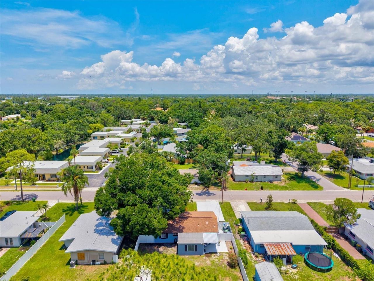 2432 Aspinwall Street, Sarasota, FL 34237 Photo