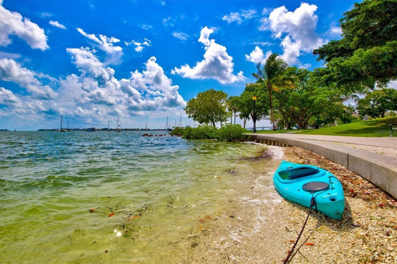 2432 Aspinwall Street, Sarasota, FL 34237 Photo