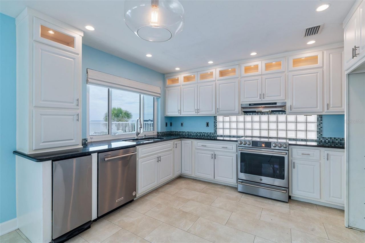 339 Ocean Shore Boulevard, Ormond Beach, FL 32176 Photo